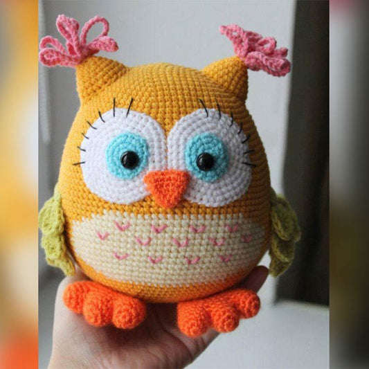 Owly: A Doll who brings news!